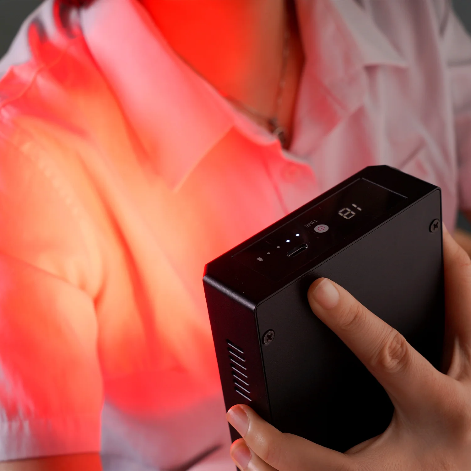 Professional Red Light Therapy Mini Panel for Precise Healing - Image 6